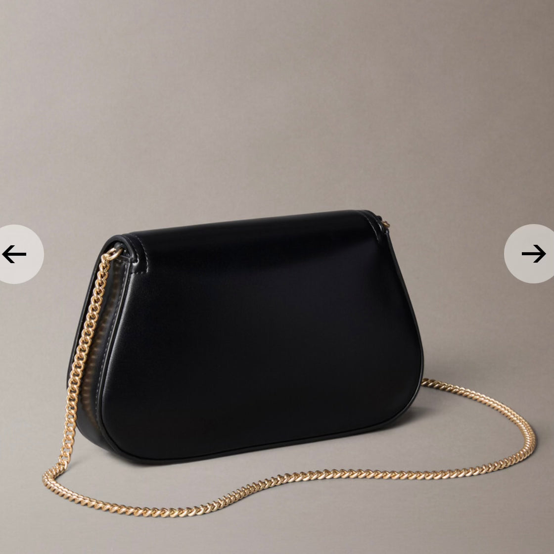 Curved Wallet with Chain Strap Color: